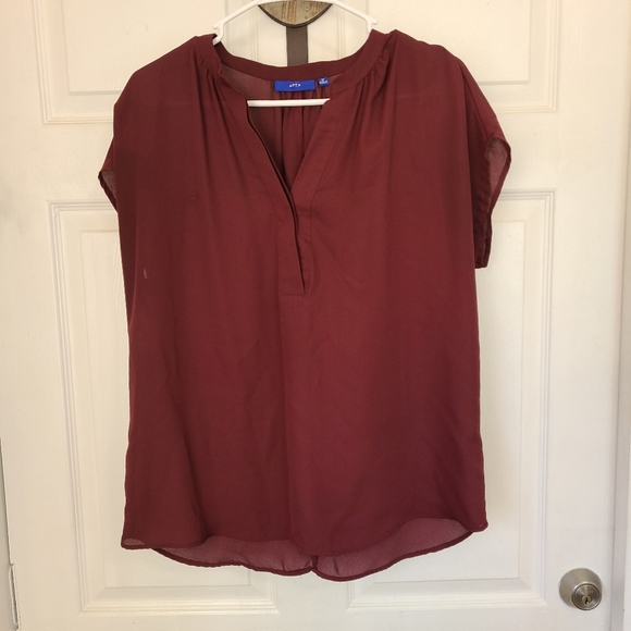 (425) Apt. 9  Woman's Short Sleeve Blouse, Size: Medium Color: Burgundy - Picture 3 of 11